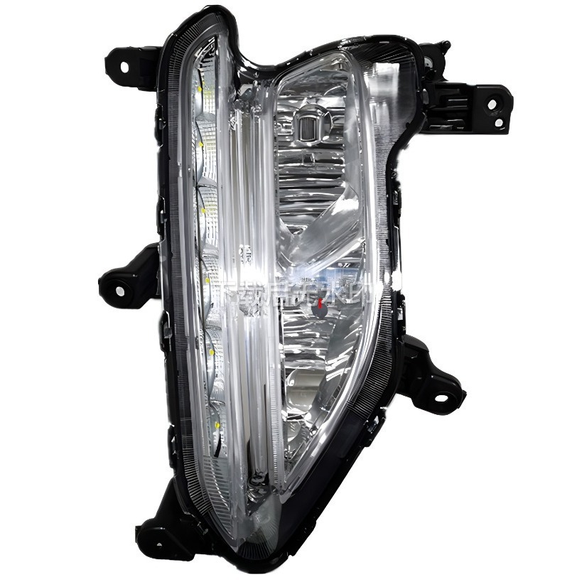 Aplicable a la nueva luz de niebla frontal Shengda 17 - 18 tipo IX45 conjunto de luz diurna barra delantera LED luz diurna