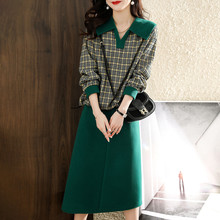 冬季新款时尚韩版气质V领长袖复古格纹吸睛法式上衣裙装女式套装