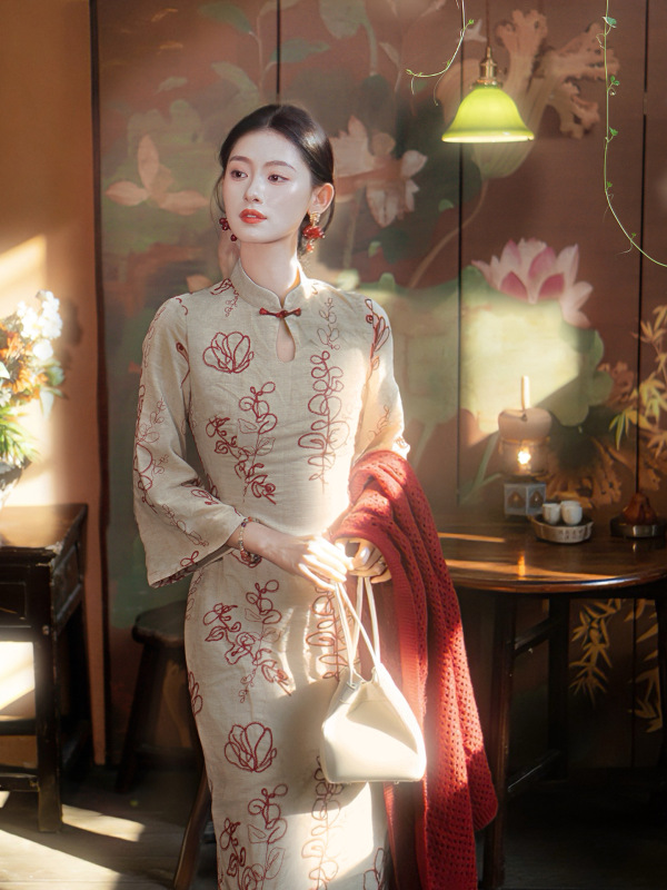 凌茜恣禾【浮梦半生】新中式国风订婚礼服绣花旗袍女早秋连衣裙|undefined