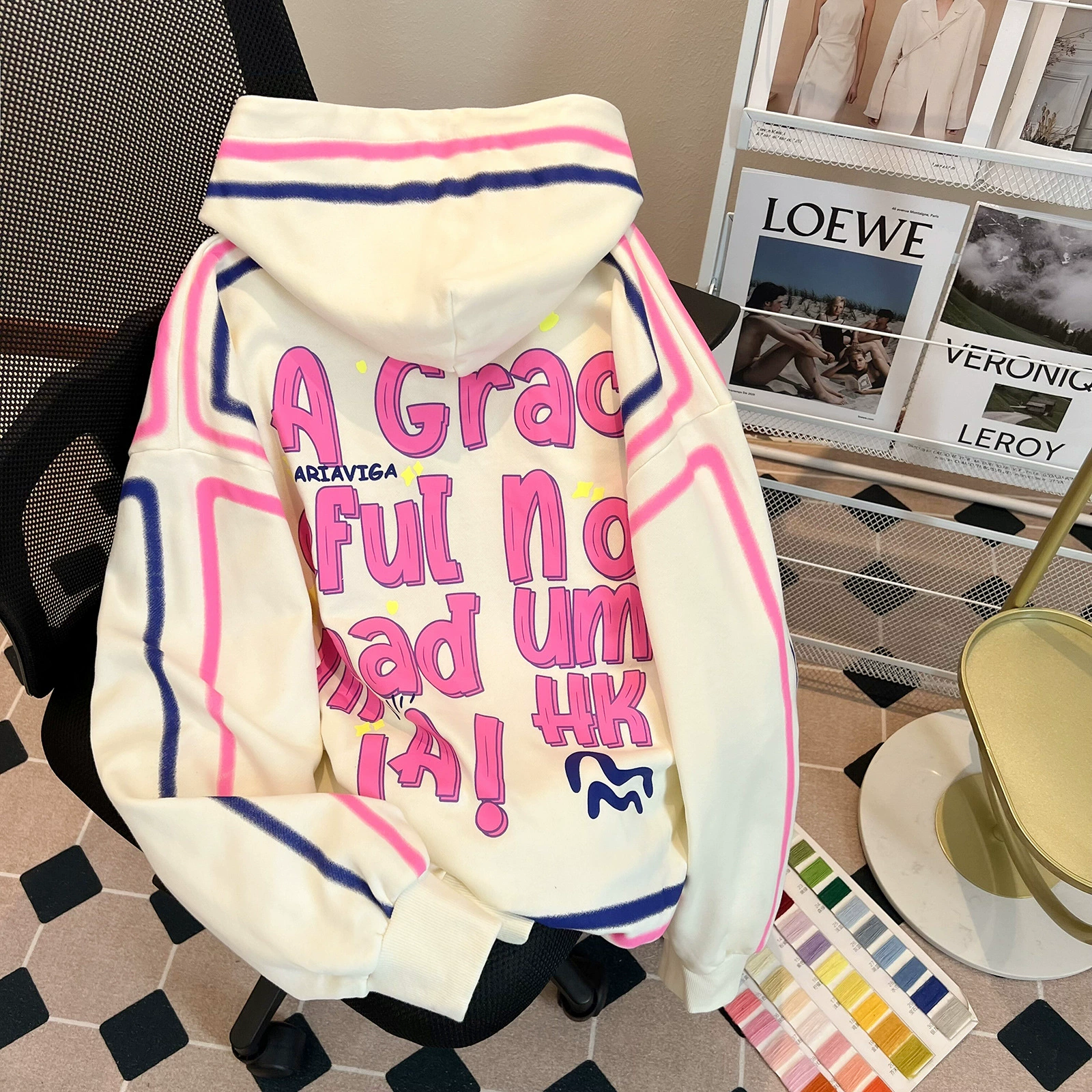 Трансграничный китайский хлопковый композитный молочный шелк тонкая свитерская женская 2024 прилив весенний и осенний дизайн с капюшоном топ большой размер женская одежда