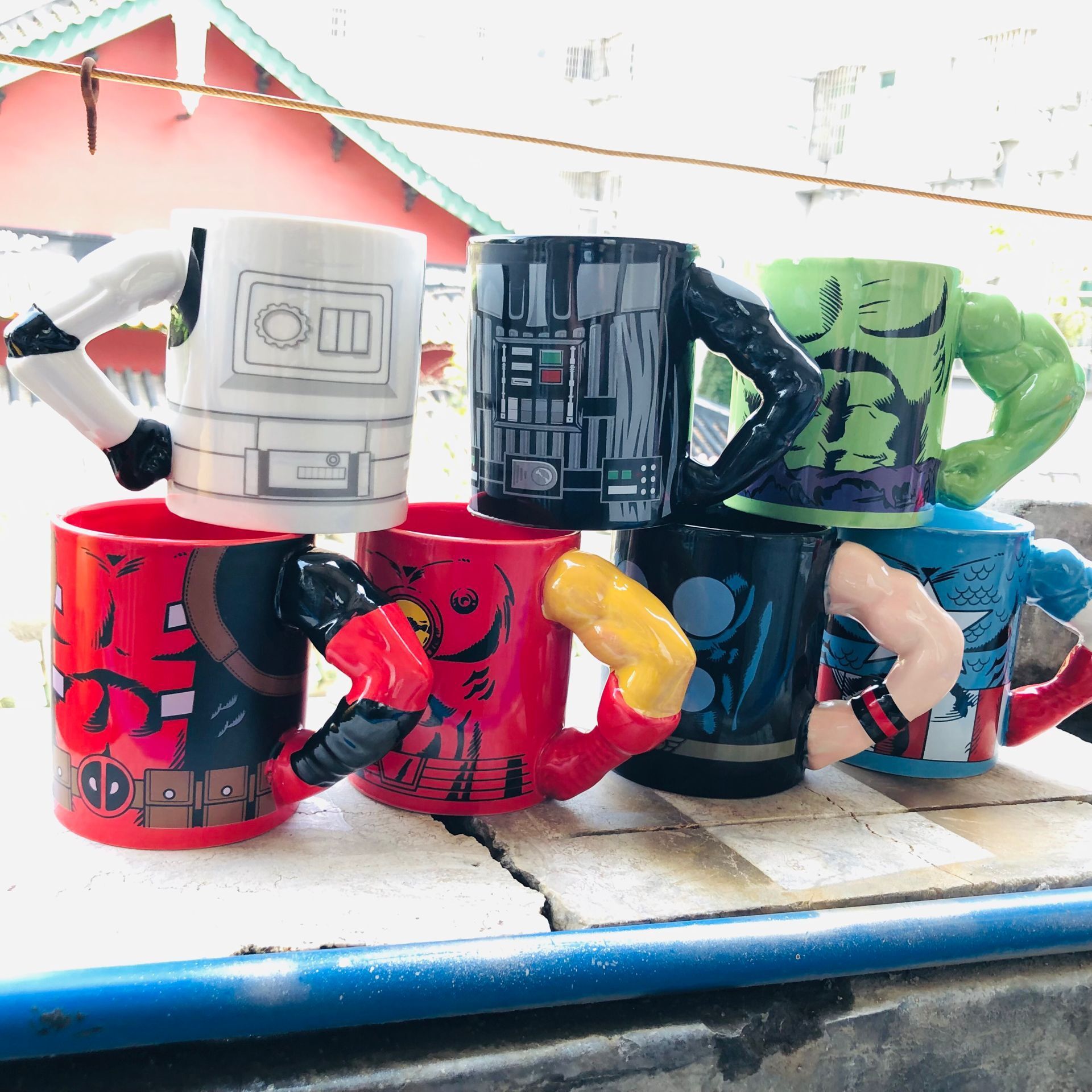 Liga de Leyendas de los hombres del músculo Taza de cerámica taza de anime Capitán América taza DeadPool Taza de cerámica taza de agua