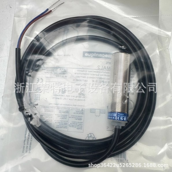 全新施耐德电感式接近开关XS630B4PAL5XS630B4PAM12XS630B4PBL10