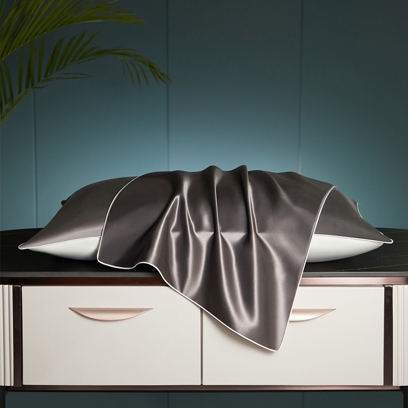 Silk pillowcase, bedspread