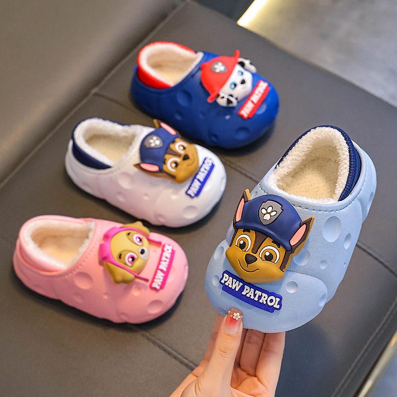 Zapatillas de algodón para niños de invierno para niños, niñas y niños, calentamiento de terciopelo impermeable, zapatos de talón de algodón para niños