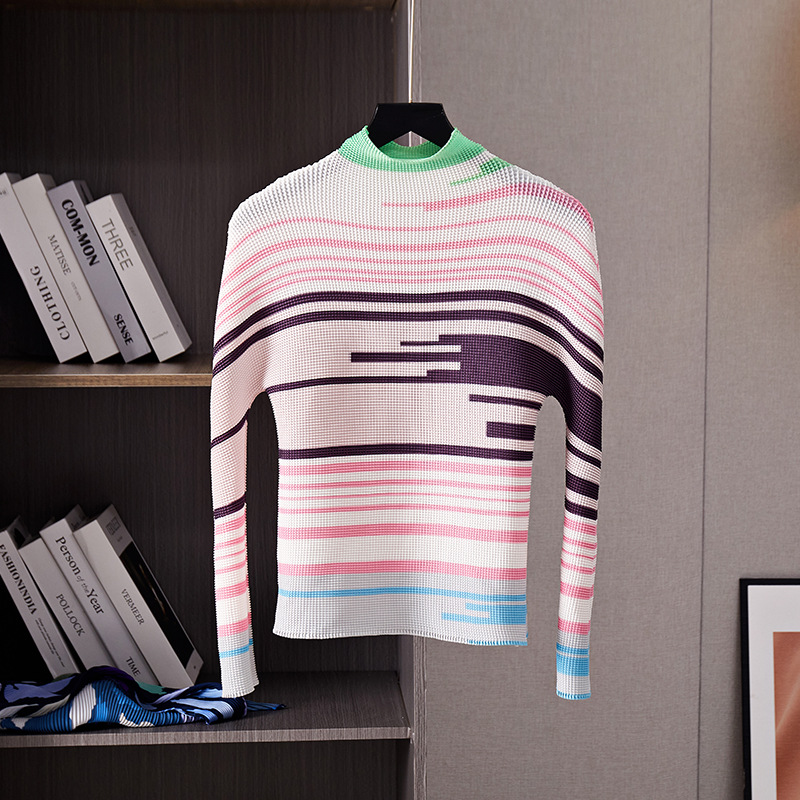 Pleated Skirt Set Image 5