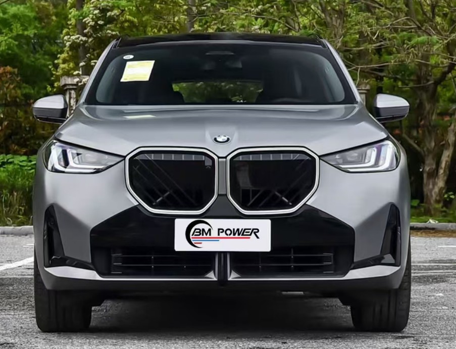 Suitable for the new X3 G45, this includes an upgraded MT sports-style body kit, featuring a front bumper, rear bumper, and a four-outlet rear lip with exhaust