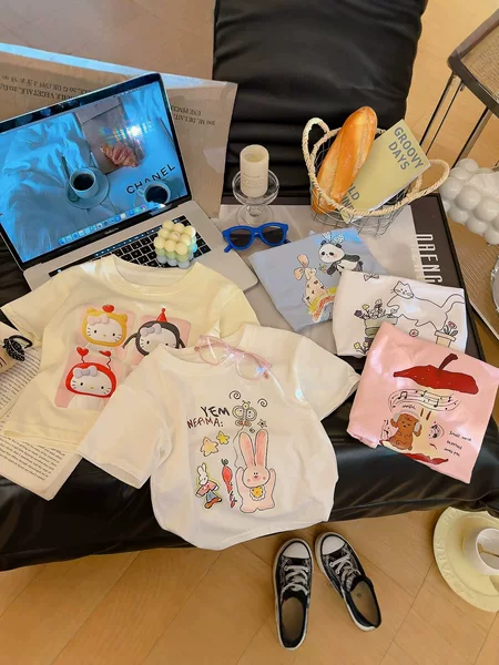 2026 New Style Kidsren's Pure Cotton Cartoon Short-Sleeved T-Shirt for Girls, Summer Cute Printed Fashionable Tops