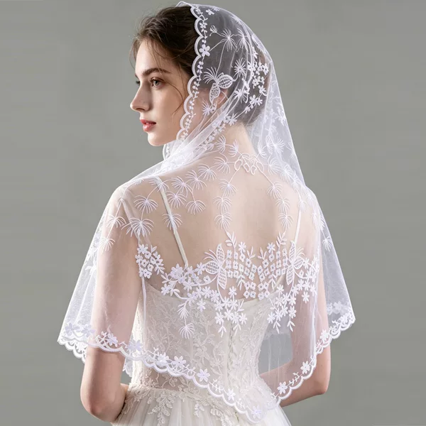 Cross-Border Lace Triangle Scarf Bridal Headscarf Prayer Scarf Dual-Use Lace Veil Wedding Lace Cover-Up Shawl