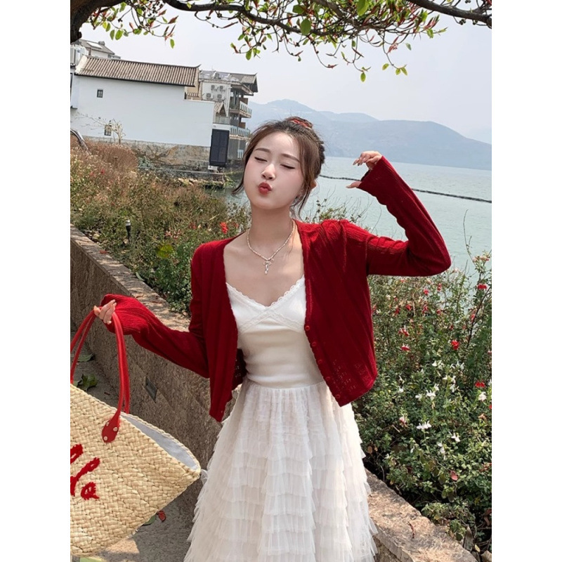 Red Cardigan with High-End Skirt for Women Summer 2025 New Short Knitted Sun Protection Top Red Cardigan with High-End Skirt for Women Summer 2025 New Short Knitted Sun Protection Top