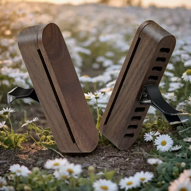 【法国香水】车载香薰汽车用车内出风口装饰香氛男士专用高档摆件