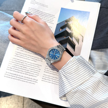 Eyki艾奇简约时尚钢带腕表气质小众轻奢女士手表日常通勤石英手表