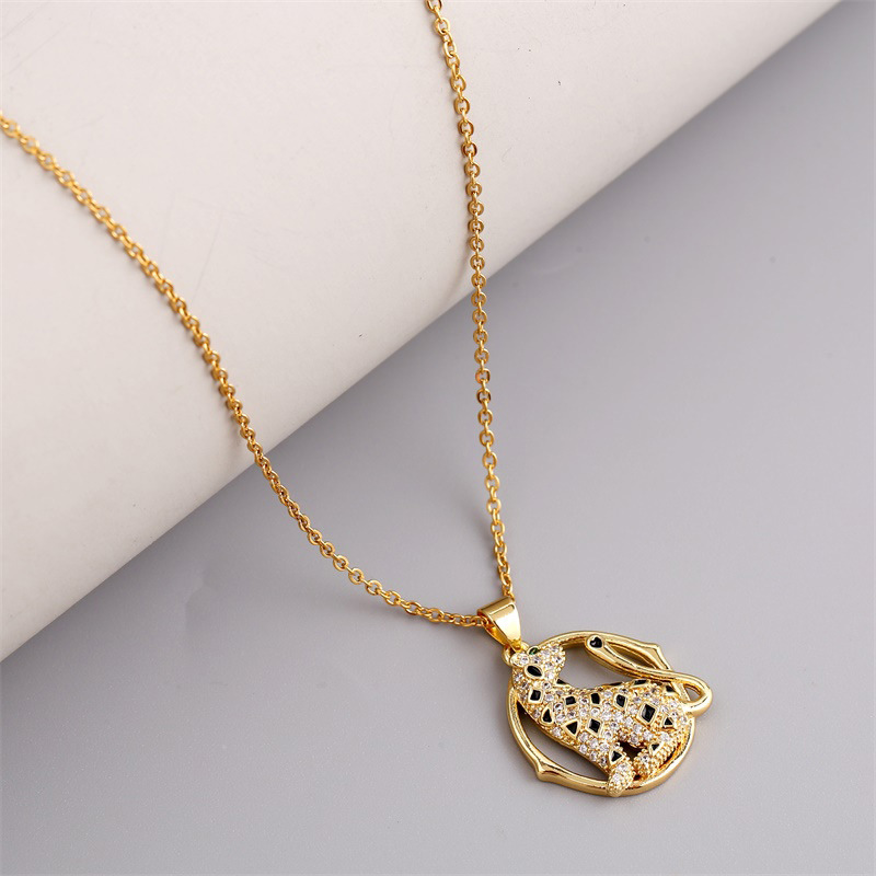 Cute Copper Inlaid Zirconium Leopard Necklace display picture 6