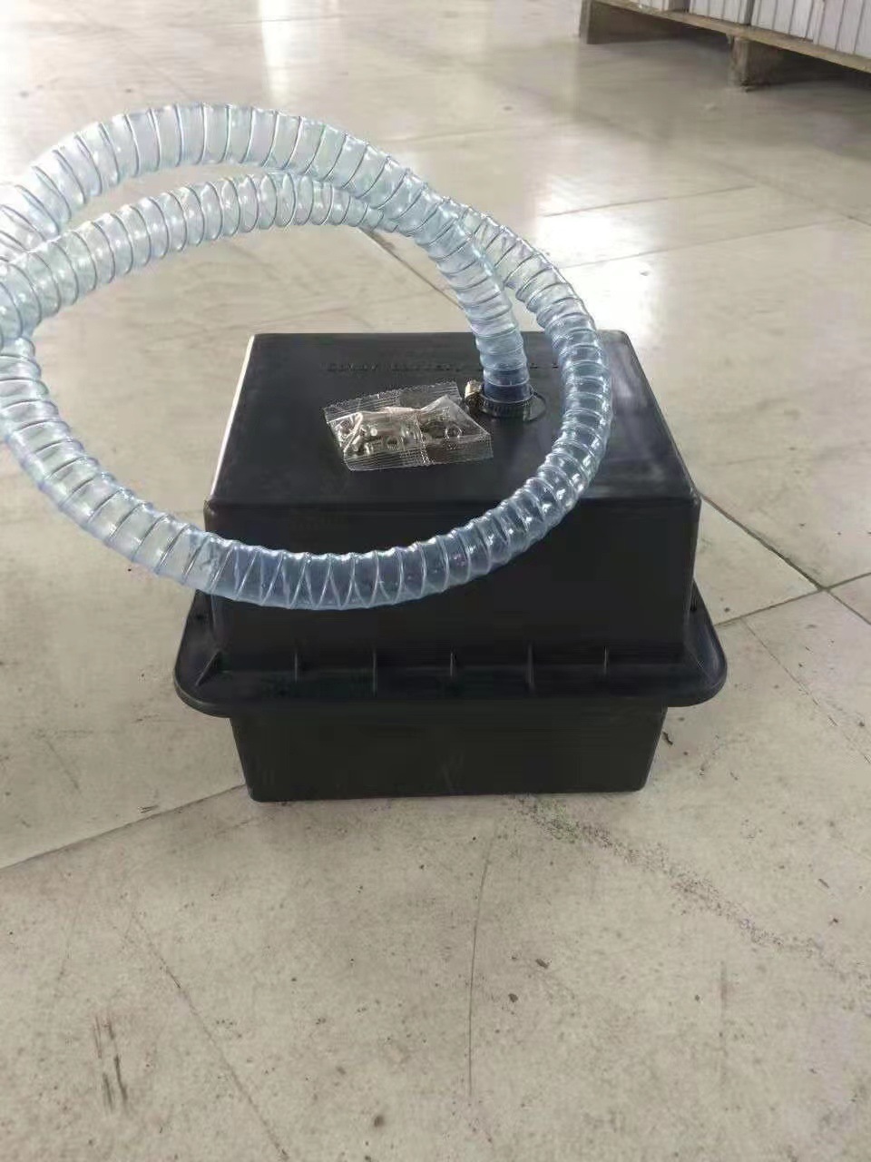 云南24V200ah塑胶地埋箱 电池收纳箱