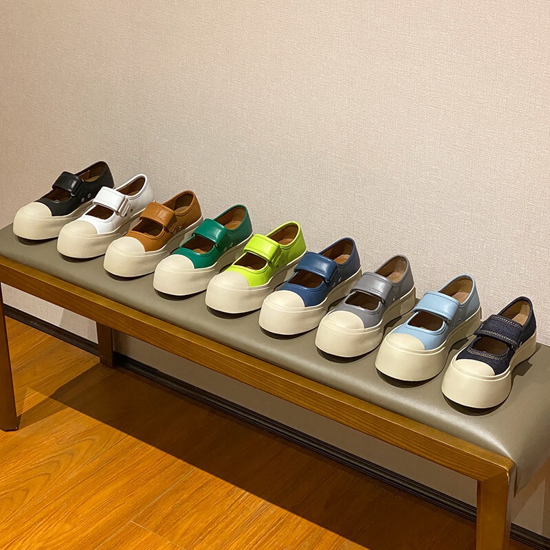 Zhao Lusi's Same Style Ugly-Cute Mona Mary Jane Shoes 2023 Retro Thick-Soled White Shoes Large Toe Single Shoes with Fleece Lining