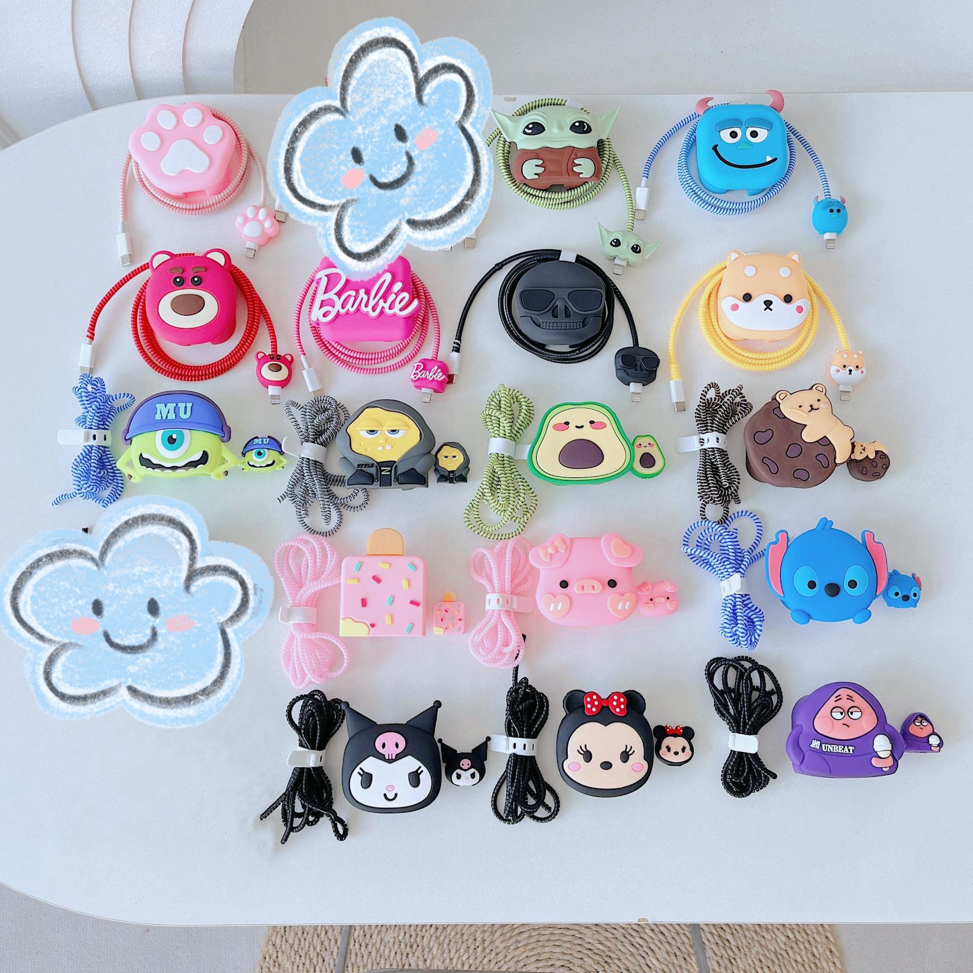 2024 nueva cubierta protectora de cabezal de carga rápida estándar británico de dibujos animados de 20W para cargador de Apple 20WPD plegable de tres enchufes