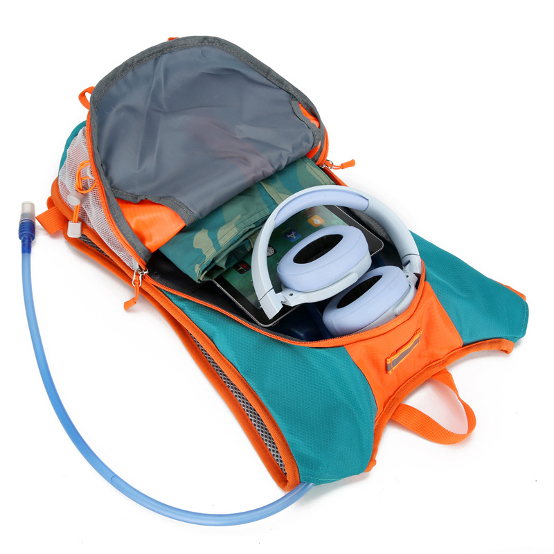 Universal wear-resistant water repellent travel bag for men and…