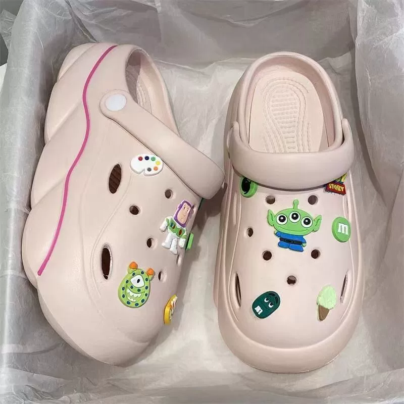 Платформенные сабо в стиле Crocs, съёмные мультяшные украшения, ультра‑мягкие, противоскользящие, с подъёмом (жен.)