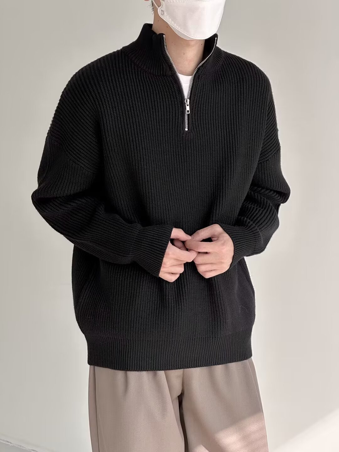 Suéter masculino de malha com meio zíper – Pulôver estiloso com tecido respirável e resistente a manchas (cinza/preto/azul/cáqui, tamanhos M-3XL)_voghion.com