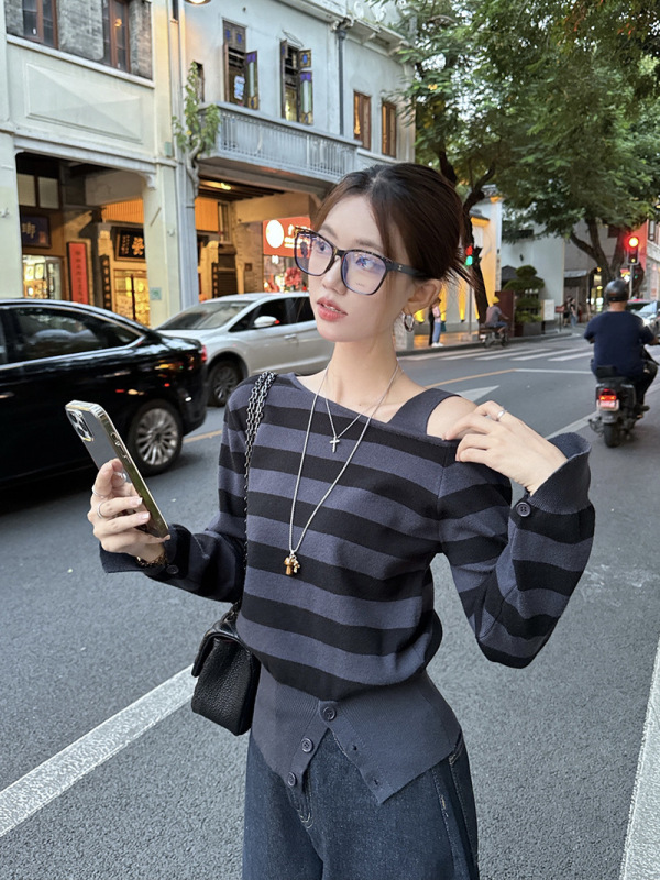 韩系条纹撞色拼接露肩百搭上衣女春秋复古慵懒风修身显瘦个性长袖|undefined