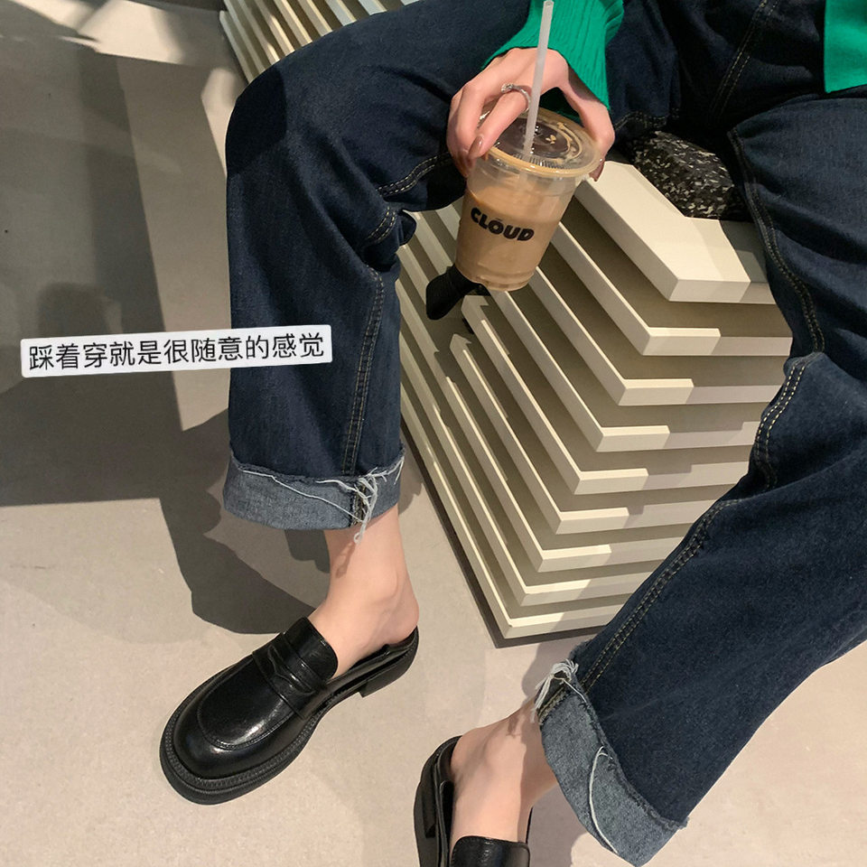 Giày lười nữ da mềm mũi tròn gót vuông 3–5 cm — Màu đen