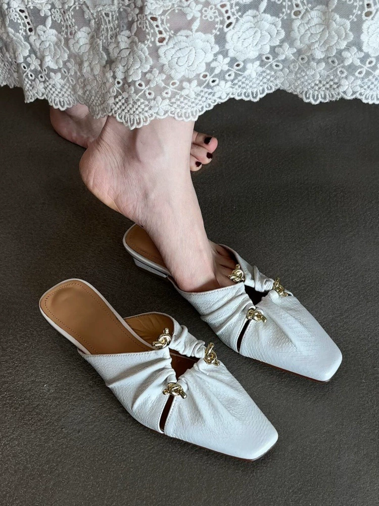 Версия из овчины ~ дизайнерские нишевые сандалии-мулы на массивном каблуке с квадратным носком для женщин, модные туфли-мулы с вырезами.