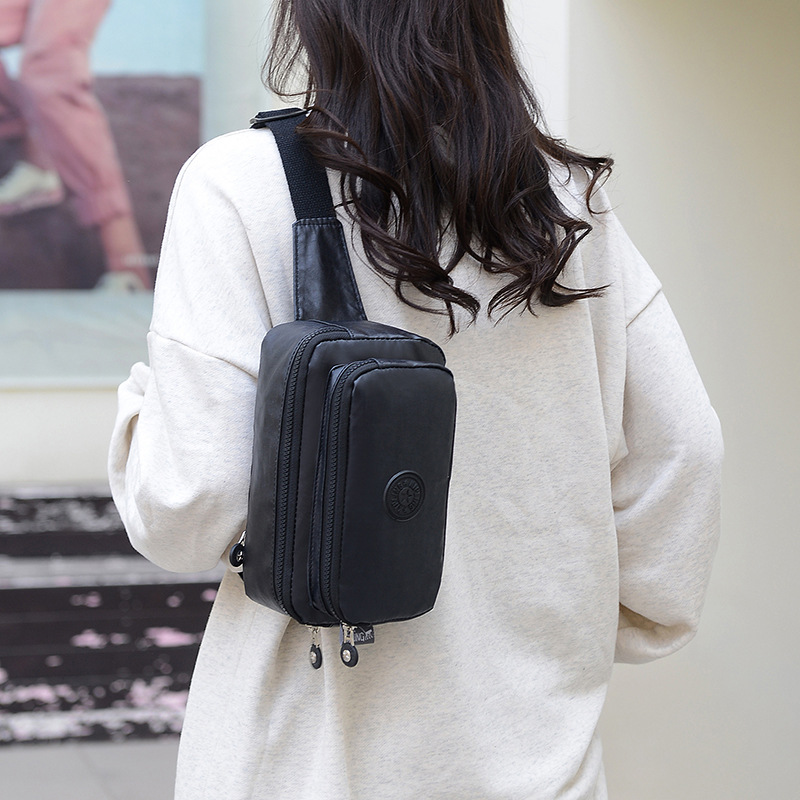 Pecho bolsa de tela impermeable crossbody bolsa brillante mono colgante de compras 2023 nuevo pecho bolsa de drenaje de transmisión en vivo