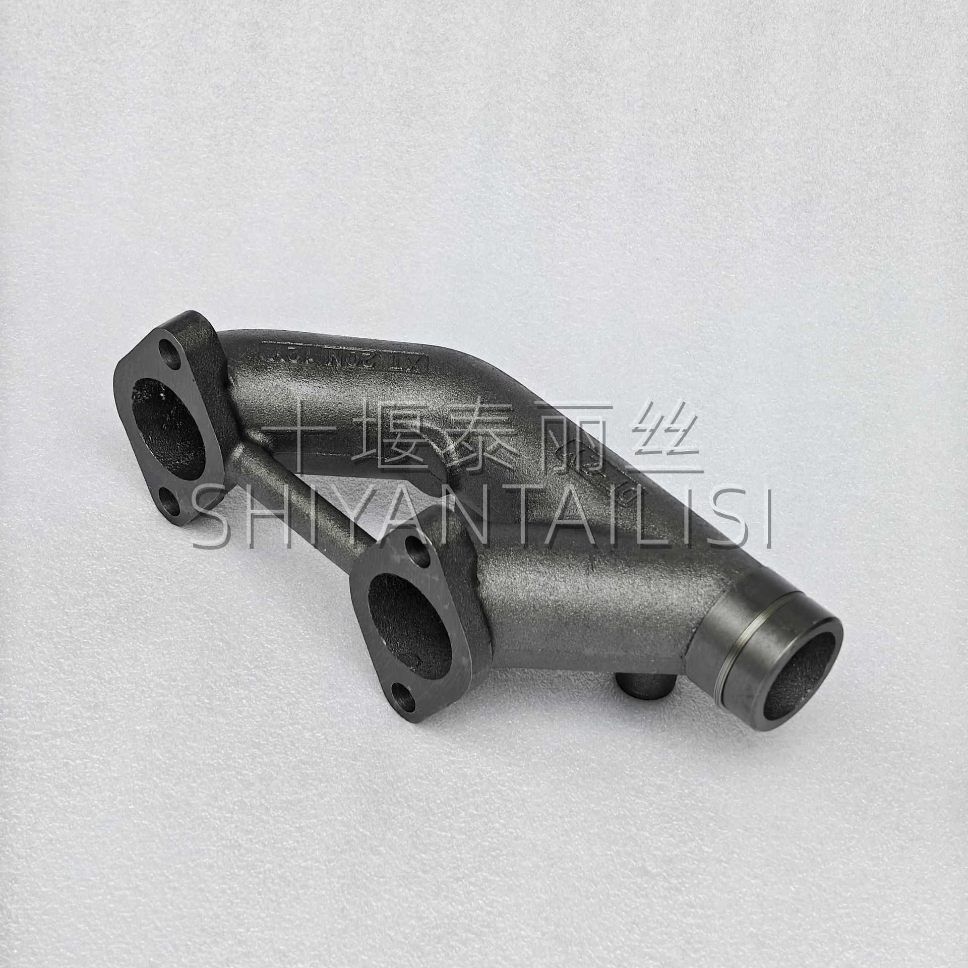 3937477 Exhaust Manifold Suitable for Cummins Isl Engine Exhaust Pipe Short End