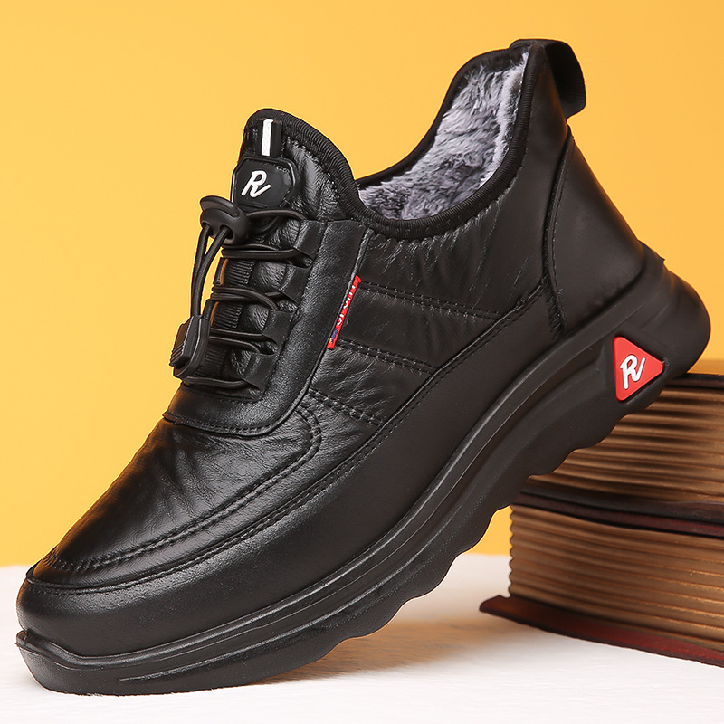 Invierno viejo Beijing zapatos de algodón de los hombres de algodón forrado de lana gruesa caliente antideslizante Noreste de mediana edad y ancianos a prueba de agua zapatos de papá viejo