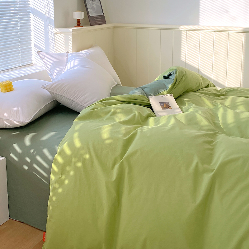 Madre y bebé clase A simple de color sólido doblemente todo el algodón lavado con agua cuatro piezas de algodón dormitorio de estudiantes tres piezas de sábanas cubiertas