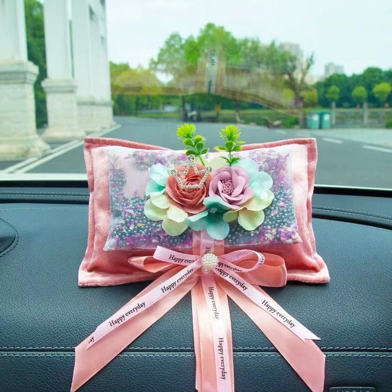 Car Interior Decoration with Dried Flowers and Bamboo Charcoal Bag, Dual-Use for Car and Home, Odor Removal and Formaldehyde Removal Ornament