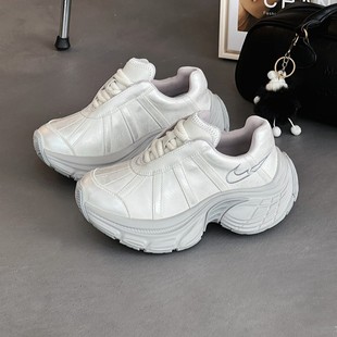 2024 Spring Torre Shoes Women's Ins Trendy Thick Sole Height Increase Super Hot Genuine Leather Casual sneaker Retro Shoes