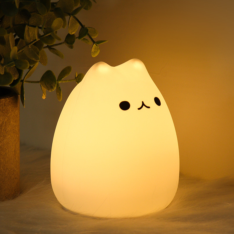 Lindo gato de cabeza grande, luz de noche creativa, luz de noche colorida, luz de palmaditas, cura, carga, luz de silicona, sueño para niños