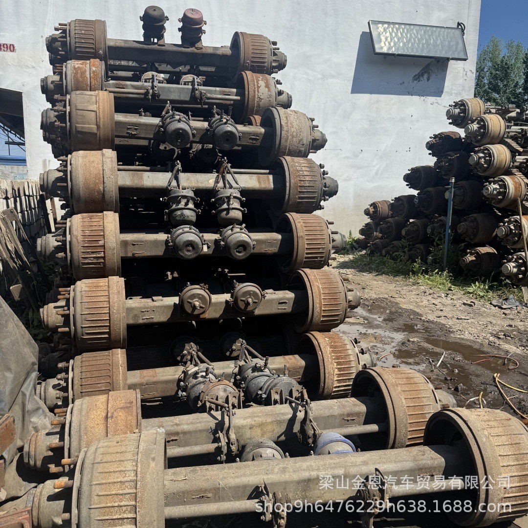 Foreign Trade Export of Second-Hand 13-Ton and 16-Ton Fuhua Heavy-Duty Axles, Semi-Trailer Axles, Ac Drive Axles
