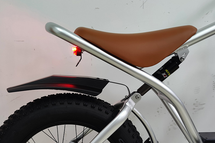 E6-银色+高肩前叉 (2).jpg