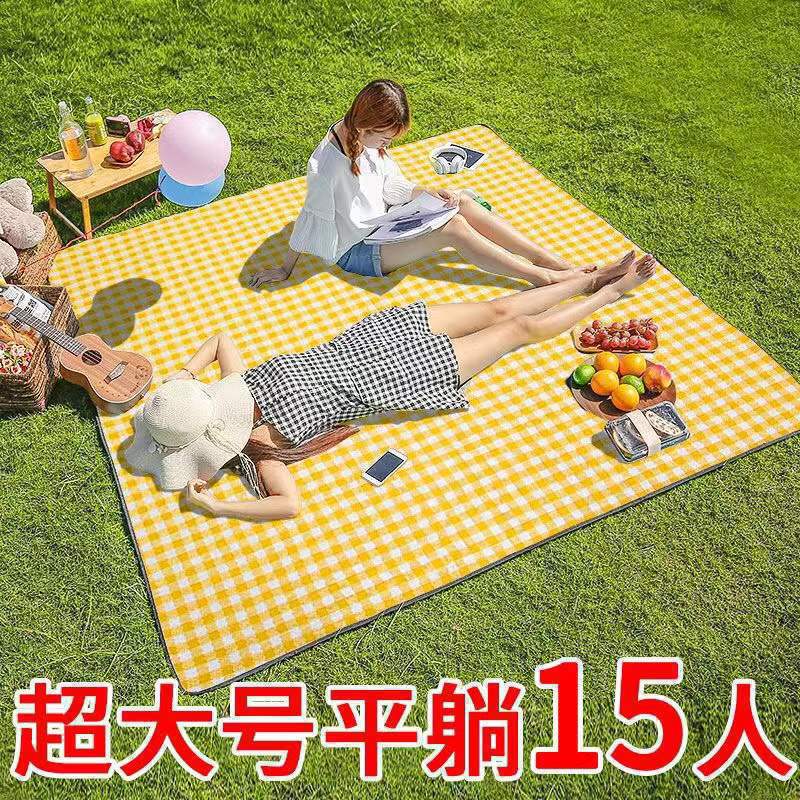 Waterproof beach carpet for camping for picnic