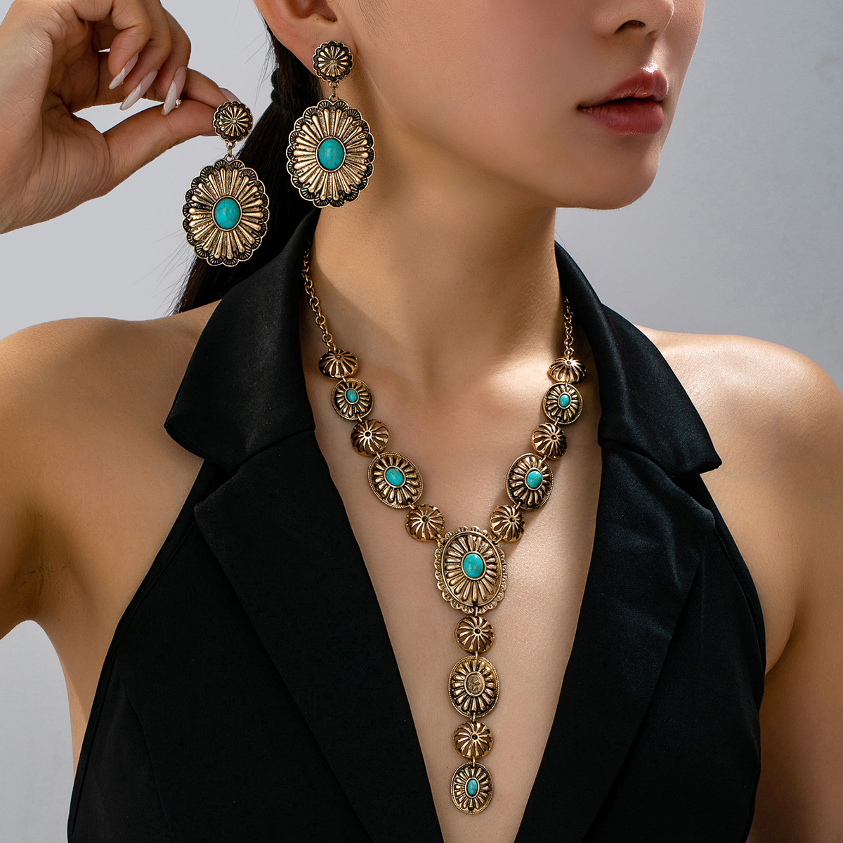 retro necklace and earrings solar-powered