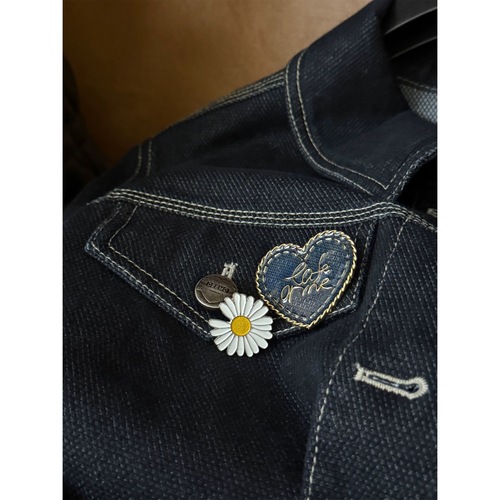 CAFEORME【Brooch Collection】Selfish Private Heartbeat Letter Daisy Milky Flower Accessory Brooch