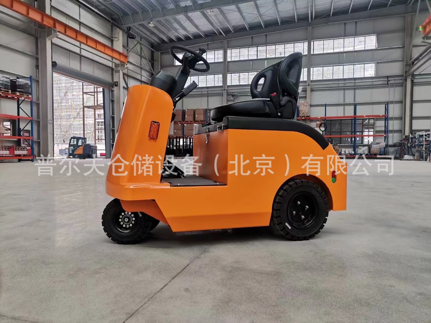 3吨4吨6吨驾式全电动牵引车头工厂场内电瓶小拖车转运拉货物工具