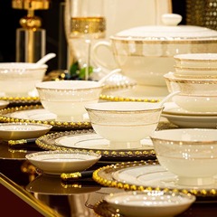 食器セット家庭用 2025 新景徳鎮ハイエンドボーンチャイナ食器新築祝いライト高級セラミックボウル、プレート、箸