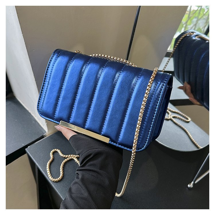 Bolso de cadena de color Macaron urbano simple pequeño bolso cuadrado brillante hebilla magnética bolso de hombro bolso de textura de diseño de nicho