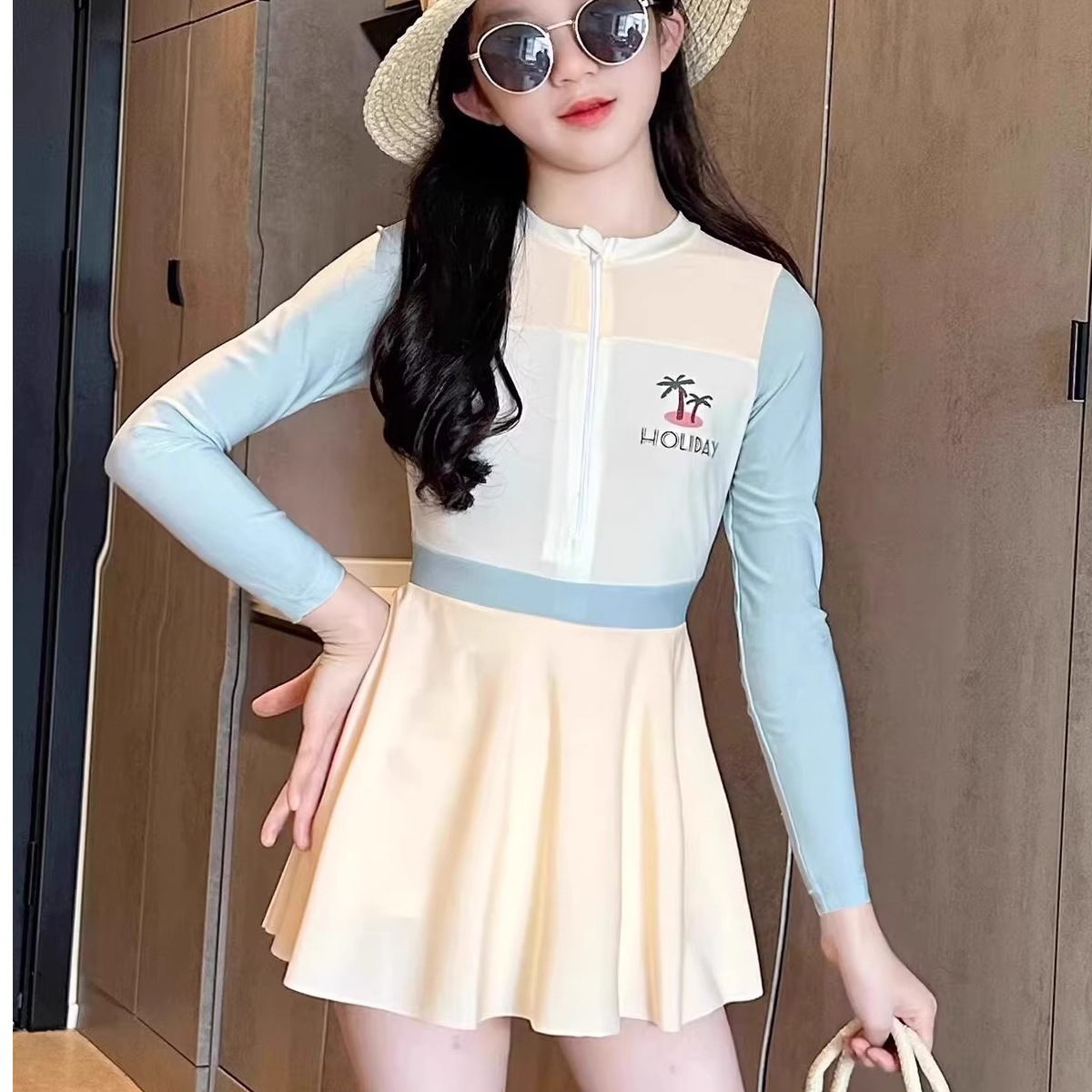 1595#女童儿童泳衣夏季新款游泳衣中大童连体裙长袖海边防晒泳装