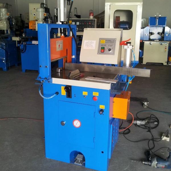 铝材切断机 铝合金切断机