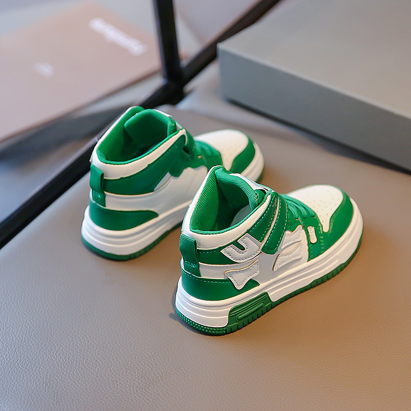 Barn högtopp sportsko Trend 2023 Höst Ny Student Läder Panel Sh för pojkar och flickor Halkfri Casual_voghion.com