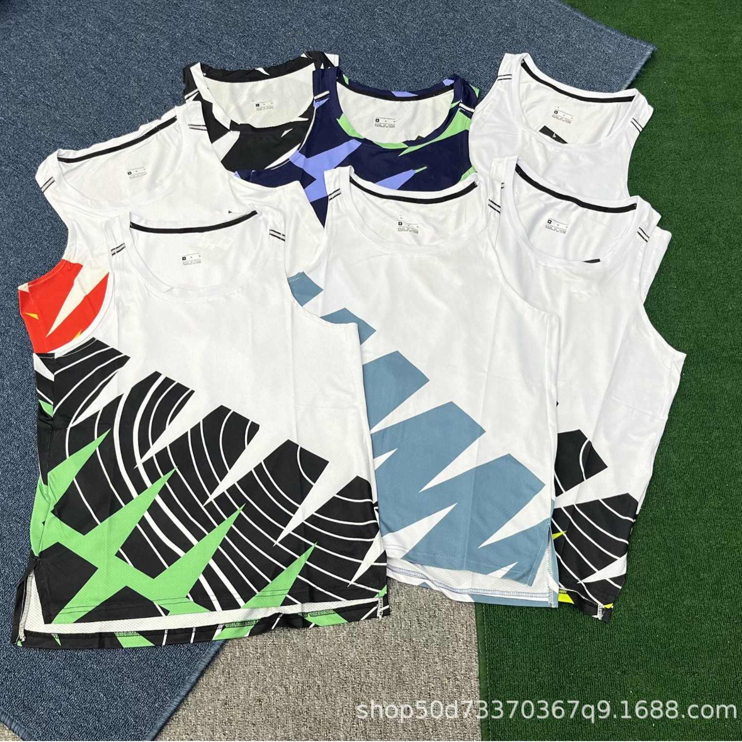 Summer hot-selling men's training vest for basketball and running, quick-drying, sweat-absorbing, breathable, ultra-thin sports fitness shirt, refreshing