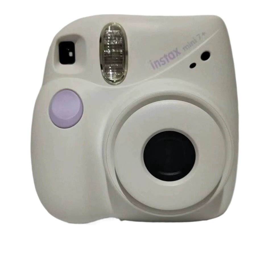 Мгновенная камера (Fujifilm instax) mini7+ — белая, компактная, с опцией коробки с аксессуарами