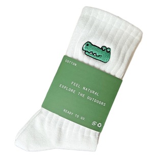 Socks men's mid-calf stockings cotton autumn and winter fashion brand street skateboard basketball sports hip hop student female letter cartoon