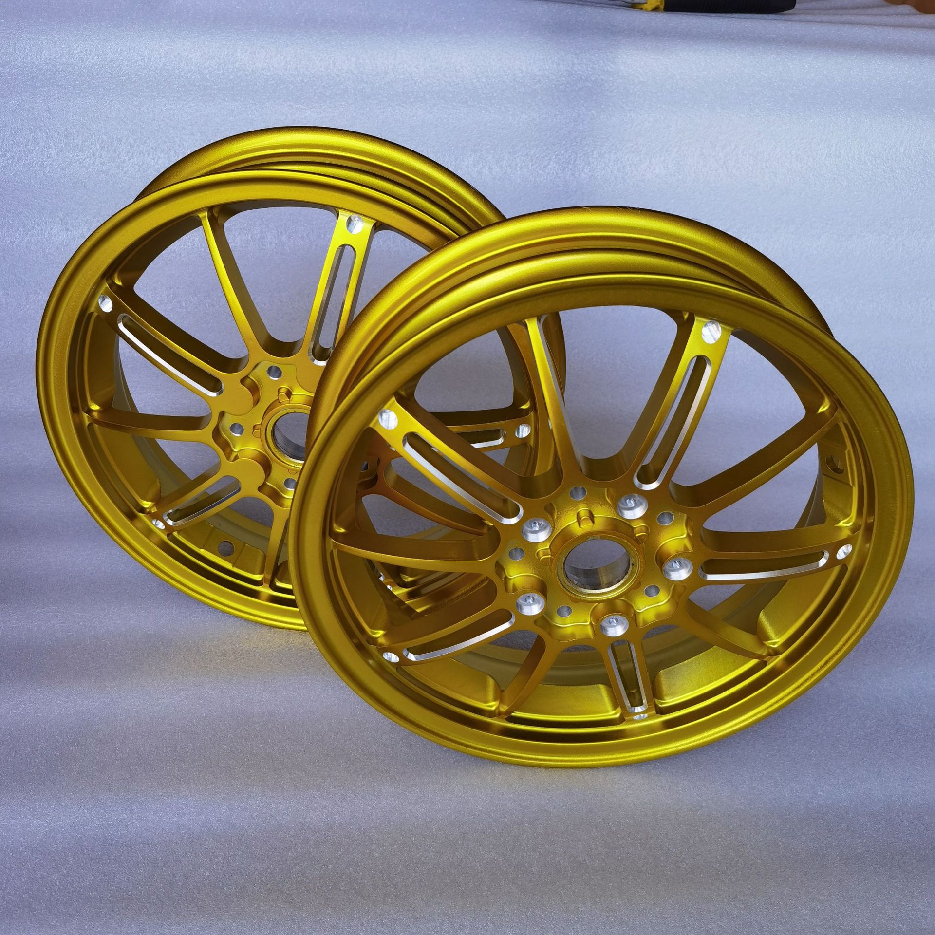 Factory wholesale suitable for vespa150cc/300cc aluminum alloy wheel hub Piaggio spring breeze sprint modified wheel hub