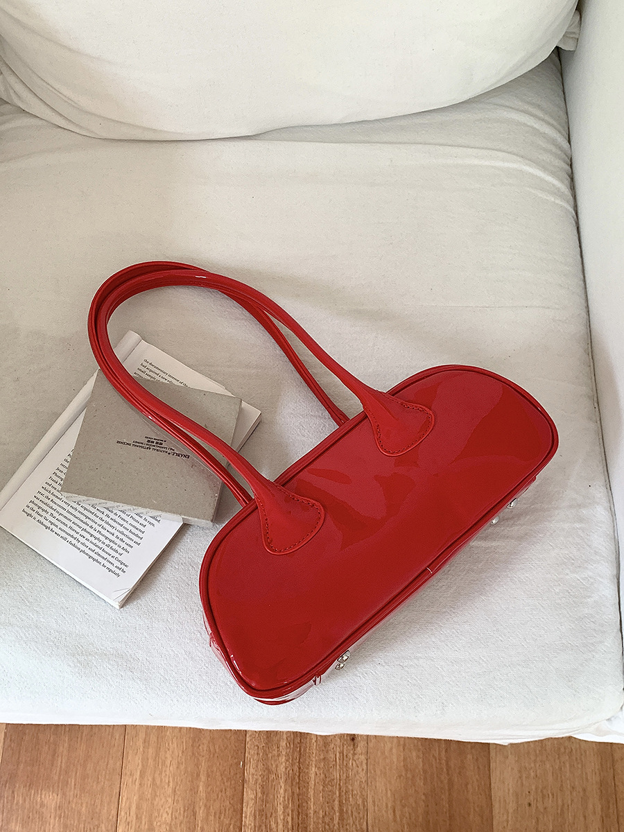 Small group glossy PU stick Korean version, new single shoulder underarm bag, patent leather shaping, fashionable and_voghion.com