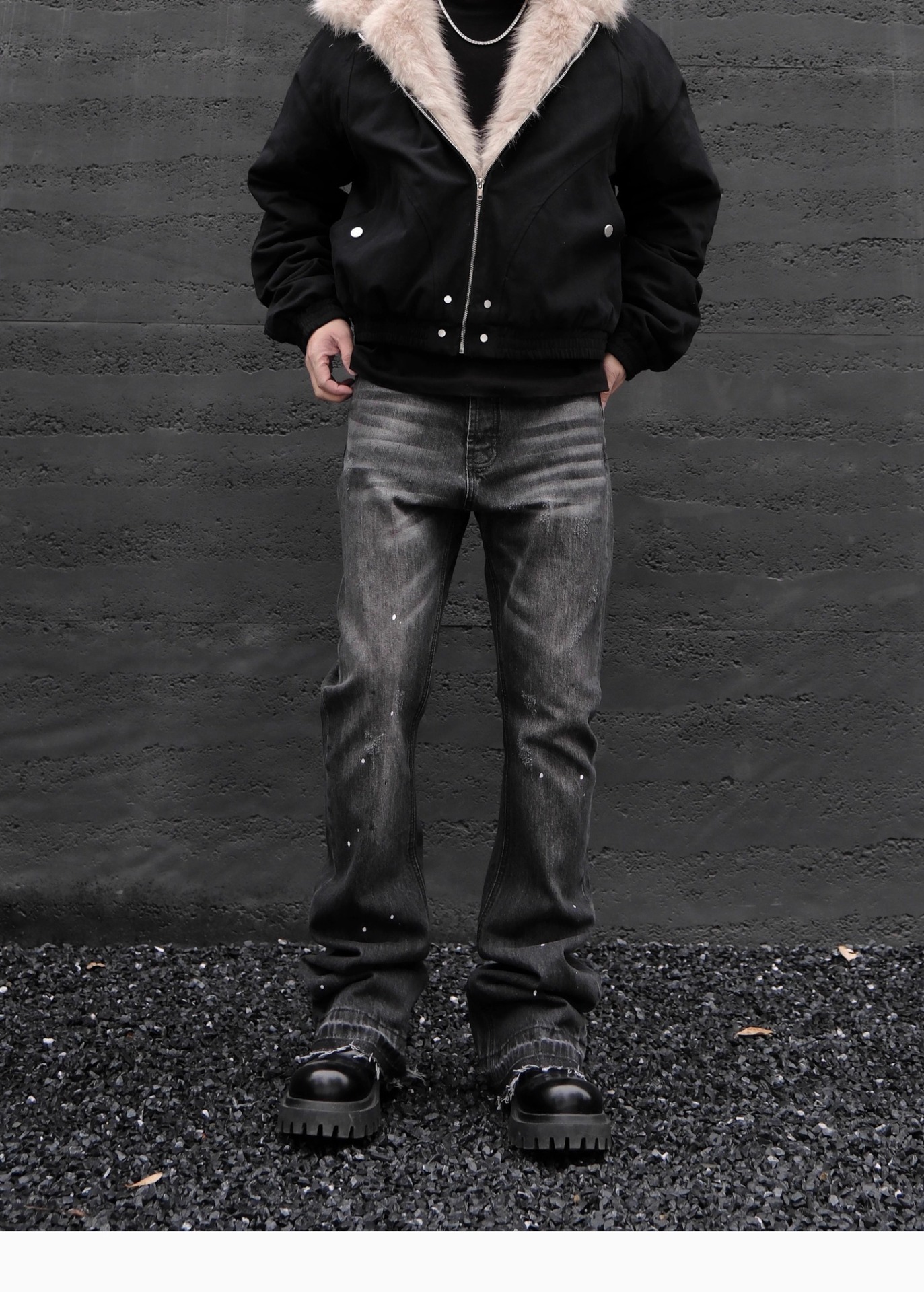 Men's Retro Ink Splashed Straight Leg Jeans With Raw Edge Detail_voghion.com