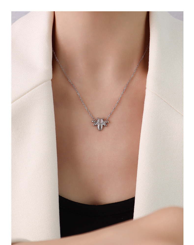 Women'S Gender French Style Style PVD Coated Real Gold Plated 18K Gold Animal 304 Stainless Steel French Style Waterproof Non Tarnish 304 Stainless Steel Necklace